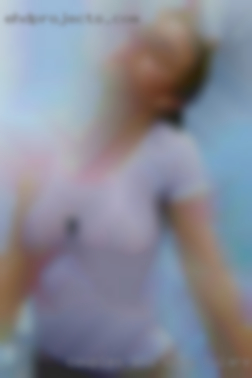 Couples and sexy horny women's Tulare, CA girls welcome.
