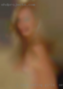 I love girls in Searcy eating and fingering.